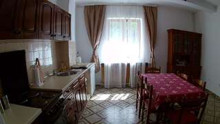 Апартаменты Vuksanovic Apartment Херцег-Нови Апартаменты с балконом-25